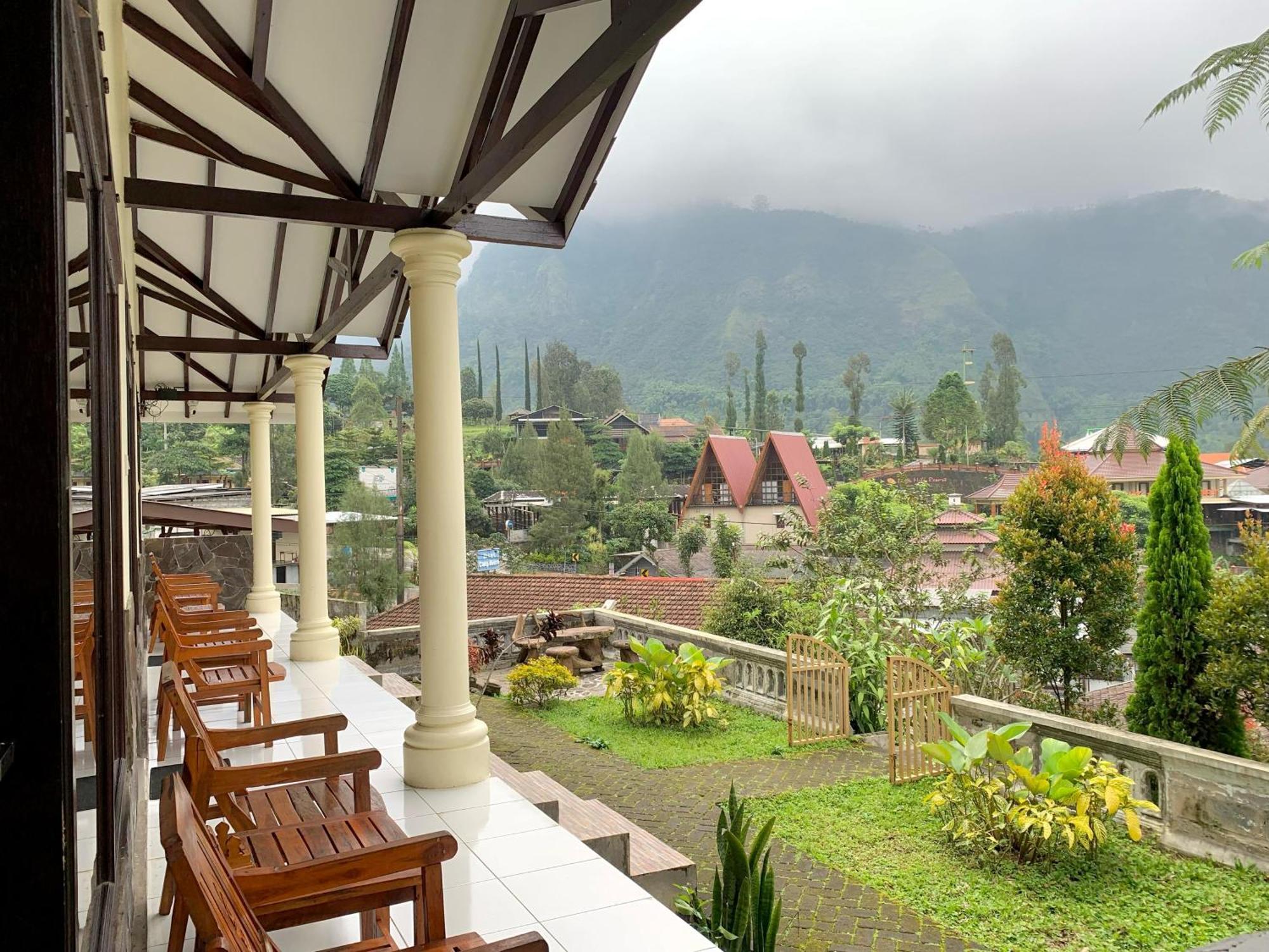 Gubuk Ndeso Bromo Exterior foto